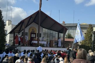 Thumbnail for the post titled: Dzień Młodzieży – Niedziela Palmowa.