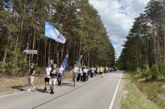 Thumbnail for the post titled: Pielgrzymka na Kalwarię we Wielu.